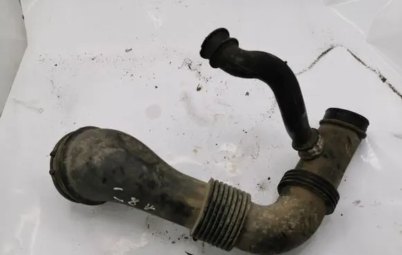 Ford Focus Turbo air intake inlet pipe/hose NOCODE
