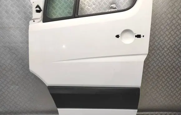 Mercedes-Benz Sprinter W906 Front door