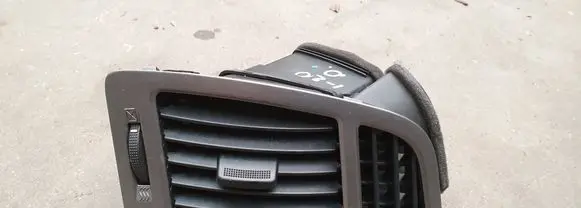 Hyundai i20 (PB PBT) Dashboard side air vent grill/cover trim 974801J010 974801J000