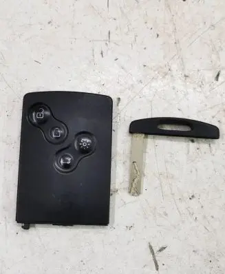 Renault Laguna III Ignition key/card 