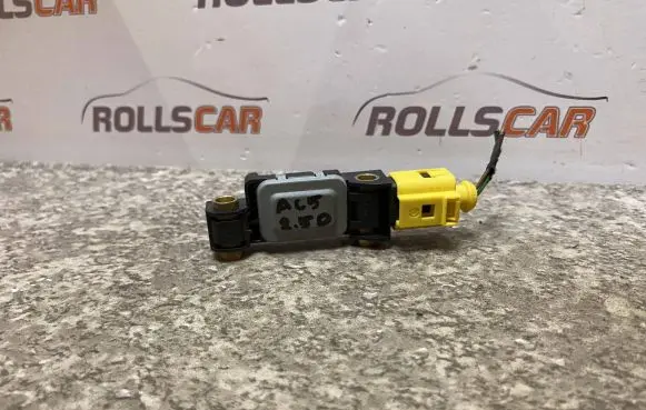 Audi A6 S6 C5 4B Airbag deployment crash/impact sensor 8E0959643A