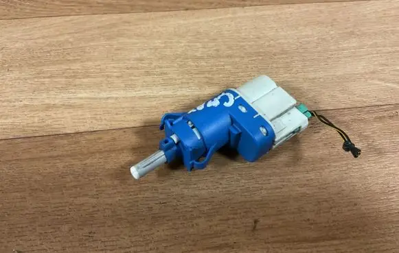 Ford Focus C-MAX Brake pedal sensor switch 3M5T9C872AB