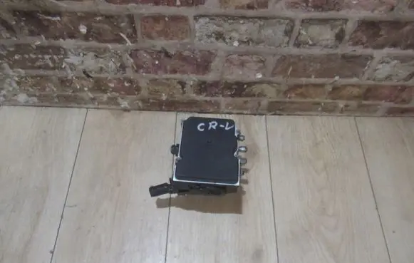 Honda CR-V ABS control unit/module 