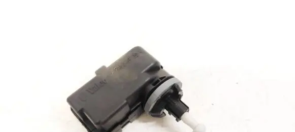 Opel Meriva A Headlight level adjustment motor 