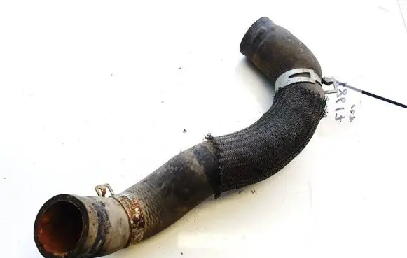 Toyota RAV 4 (XA30) Engine coolant pipe/hose