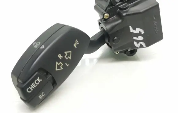 BMW 5 E60 E61 Indicator stalk 6924103b 01106720