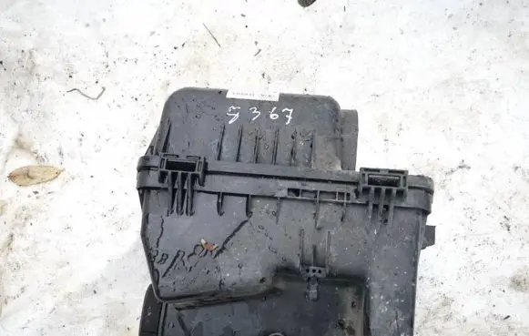 KIA Carnival Air filter box