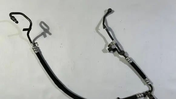 Maserati Ghibli Power steering hose/pipe/line 670001922