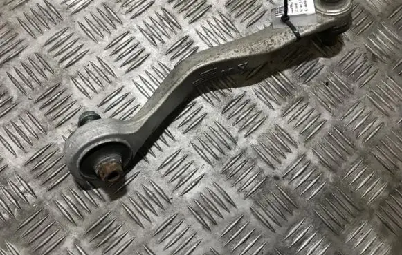 Volkswagen PASSAT B5.5 Front lower control arm/wishbone