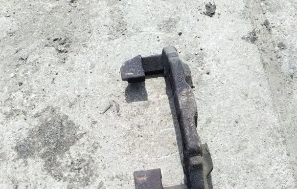 Ford Fiesta Front Brake Caliper Pad/Carrier 