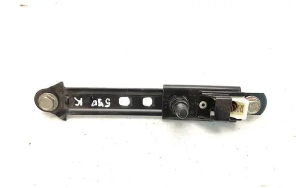Nissan Qashqai Seat belt adjustment rail 308205999AC