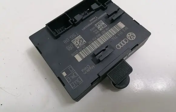 Audi A4 S4 B8 8K Door control unit/module 8K0959794
