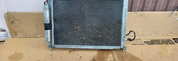 Renault Clio III Coolant radiator 131313