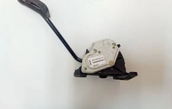 Volvo XC90 Accelerator throttle pedal 30683521