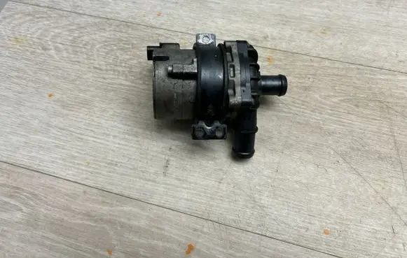 Volkswagen Touareg II Electric auxiliary coolant/water pump 7P0965567
