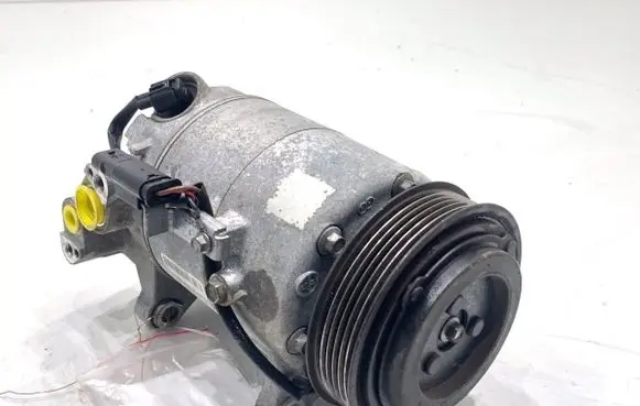 BMW 2 F45 Air conditioning (A/C) compressor (pump)