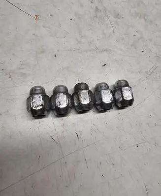 Hyundai Santa Fe Nuts/bolts 