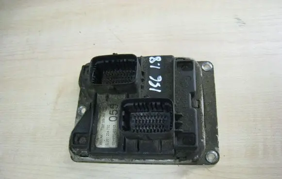 Alfa Romeo 156 Engine control unit/module 0261204732 1037359282 00465548310