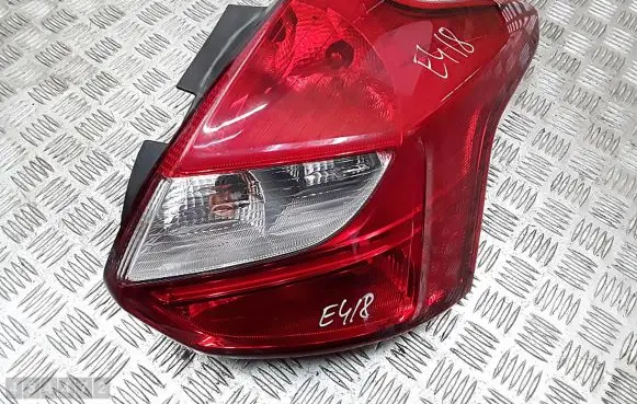 Ford Focus Rear/tail lights BM5113404A