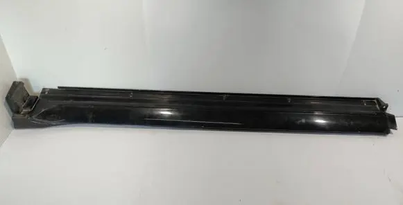 Mitsubishi Pajero Sill MN117301