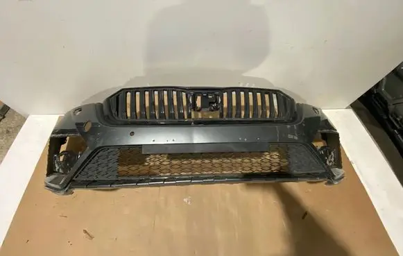 Skoda Octavia Mk4 Front bumper 5E3807217F