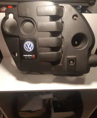 Engine cover (trim)