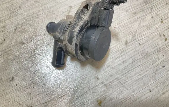 Audi A3 S3 8P Electric auxiliary coolant/water pump 1K0965561F