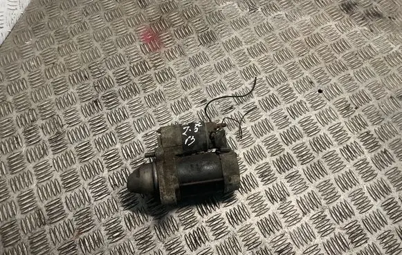 BMW X3 E83 Starter motor 