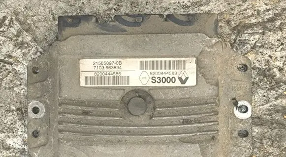 Renault Laguna II Engine control unit/module 215850970B