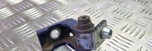 Peugeot 206 Rear door upper hinge