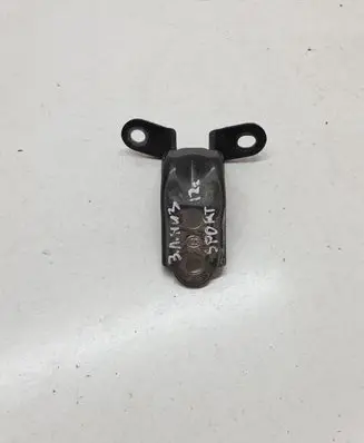 KIA Sportage Rear door lower hinge