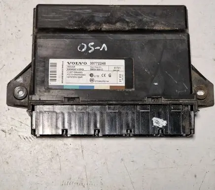 Volvo V50 Keyless (KESSY) go control unit/module 30772248 5WK48951C ETCC93LPD0154