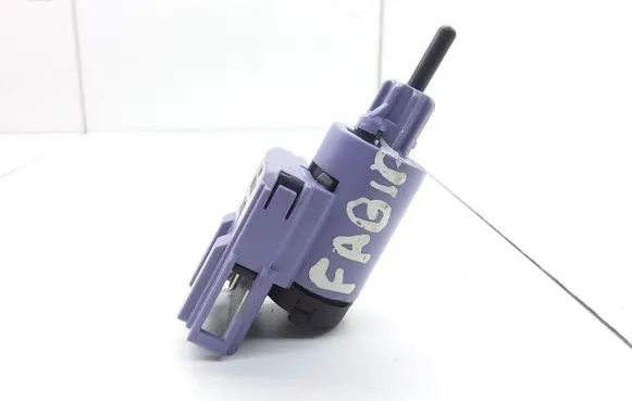 Skoda Fabia Mk1 (6Y) Brake pedal sensor switch 24760
