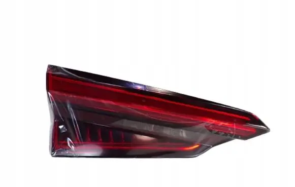 Audi A5 Tailgate rear/tail lights 8W6945093