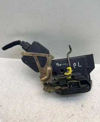 Hyundai Terracan Rear door lock