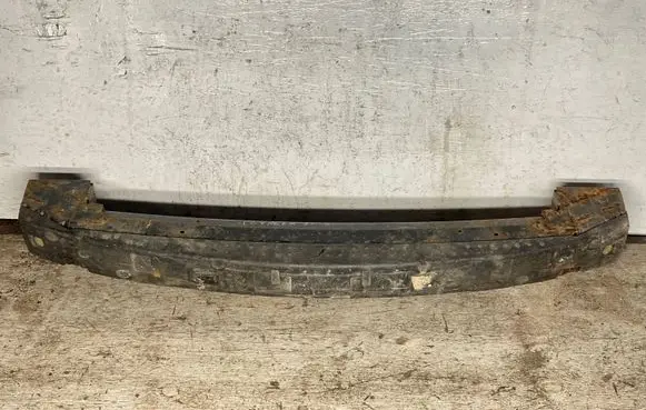 Chrysler Voyager Front bumper cross member 