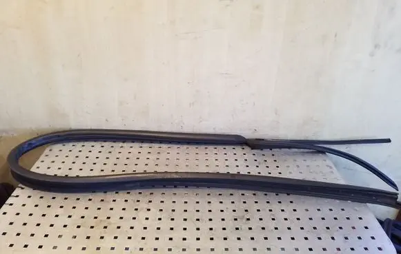 BMW X5 E53 Rubber seal rear door 7008975