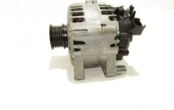 Ford C-MAX II Generator/alternator av6n10300md