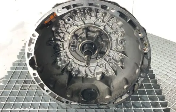 Mercedes-Benz CLS AMG C219 Manual 5 speed gearbox R2302710301