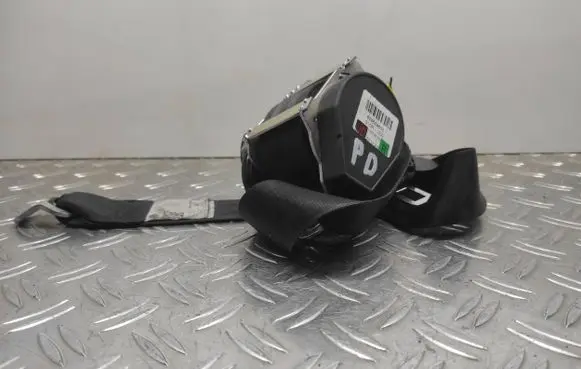 Volkswagen Golf V Front seatbelt 1K4857706AA 609578000 101330071