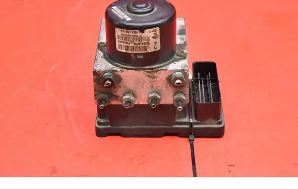 Volvo S80 ABS Pump P30643979