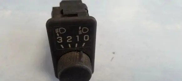 Nissan Terrano Headlight level height control switch