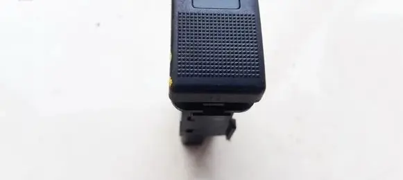Traction control (ASR) switch