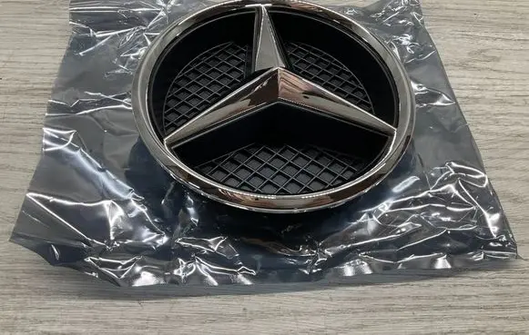 Mercedes-Benz ML W166 Manufacturer badge logo/emblem A0008880060
