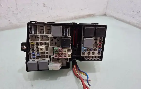 Fuse box set