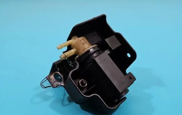 Opel Insignia A Turbo solenoid valve 55573732 IMPRK1446290