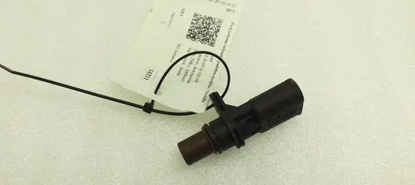 Audi A8 S8 D3 4E Camshaft position sensor 06C905163B