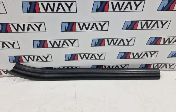 BMW 6 E63 E64 Front sill (body part) 7008932