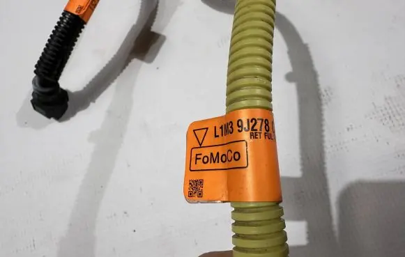 Active carbon filter fuel vapour canister