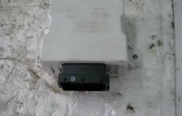 Toyota Avensis T250 Other control units/modules 8594005050